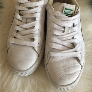 Men’s Puma sneakers